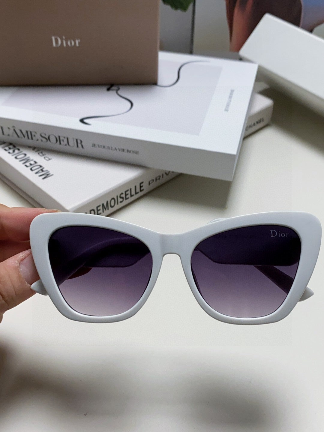 DIOR BOBBY B1U SUNGLASS 571589 IN WHITE ACETATE GREY SMOKE LENSES