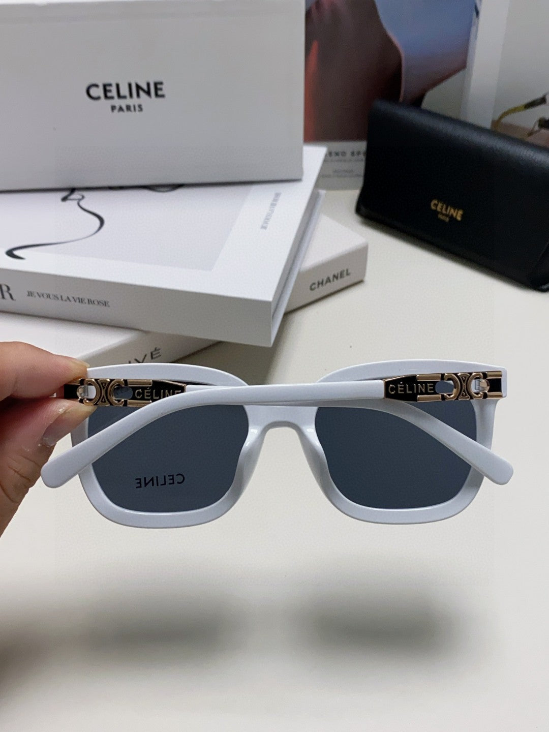 CELINE TRIOMPHE SUNGLASSES 573250 IN WHITE ACETATE METAL LOGO