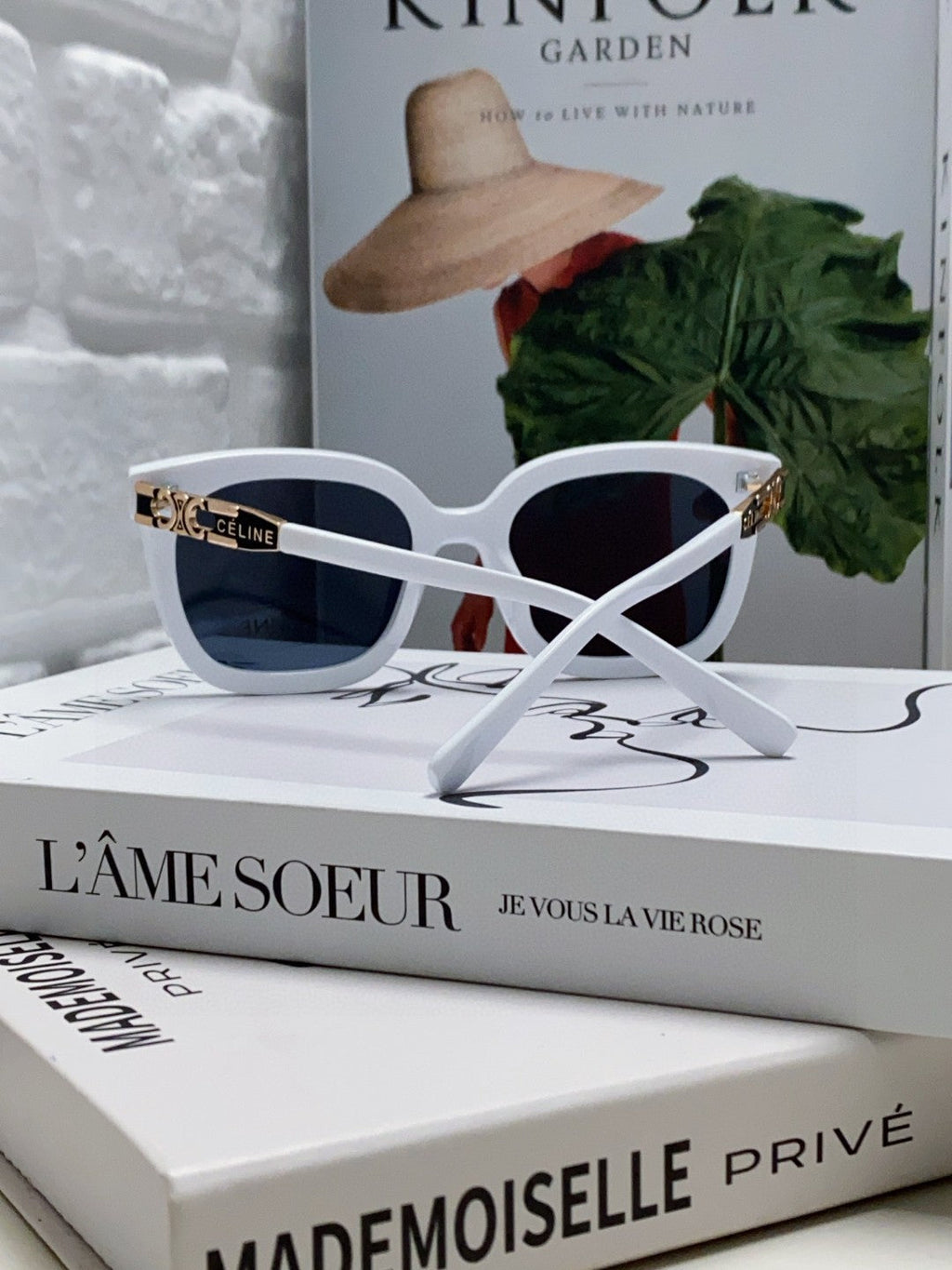 CELINE TRIOMPHE SUNGLASSES 573250 IN WHITE ACETATE METAL LOGO