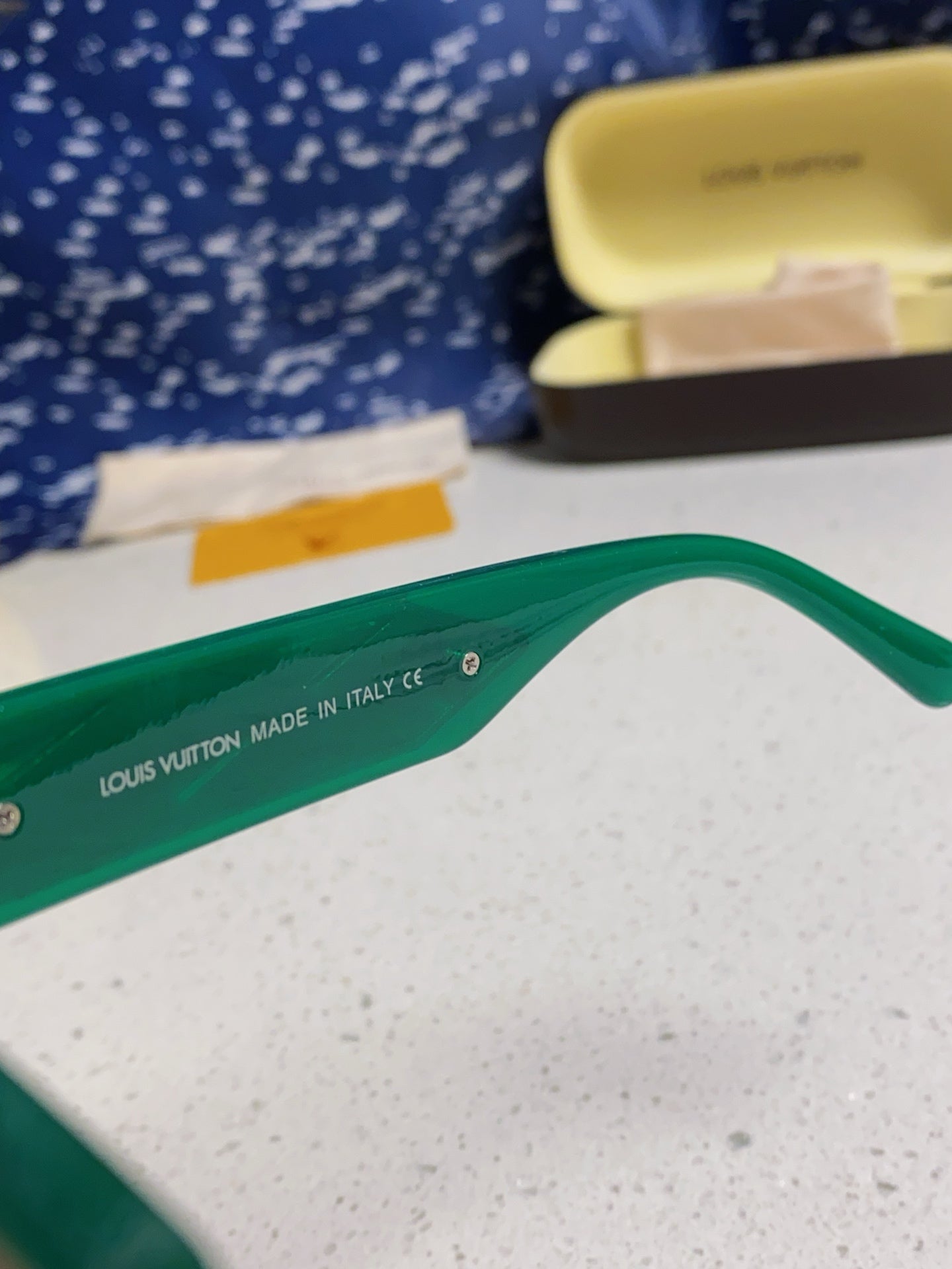LOUIS VUITTON CAT EYE SUNGLASSES 576882 IN GREEN AND GOLD ACETATE