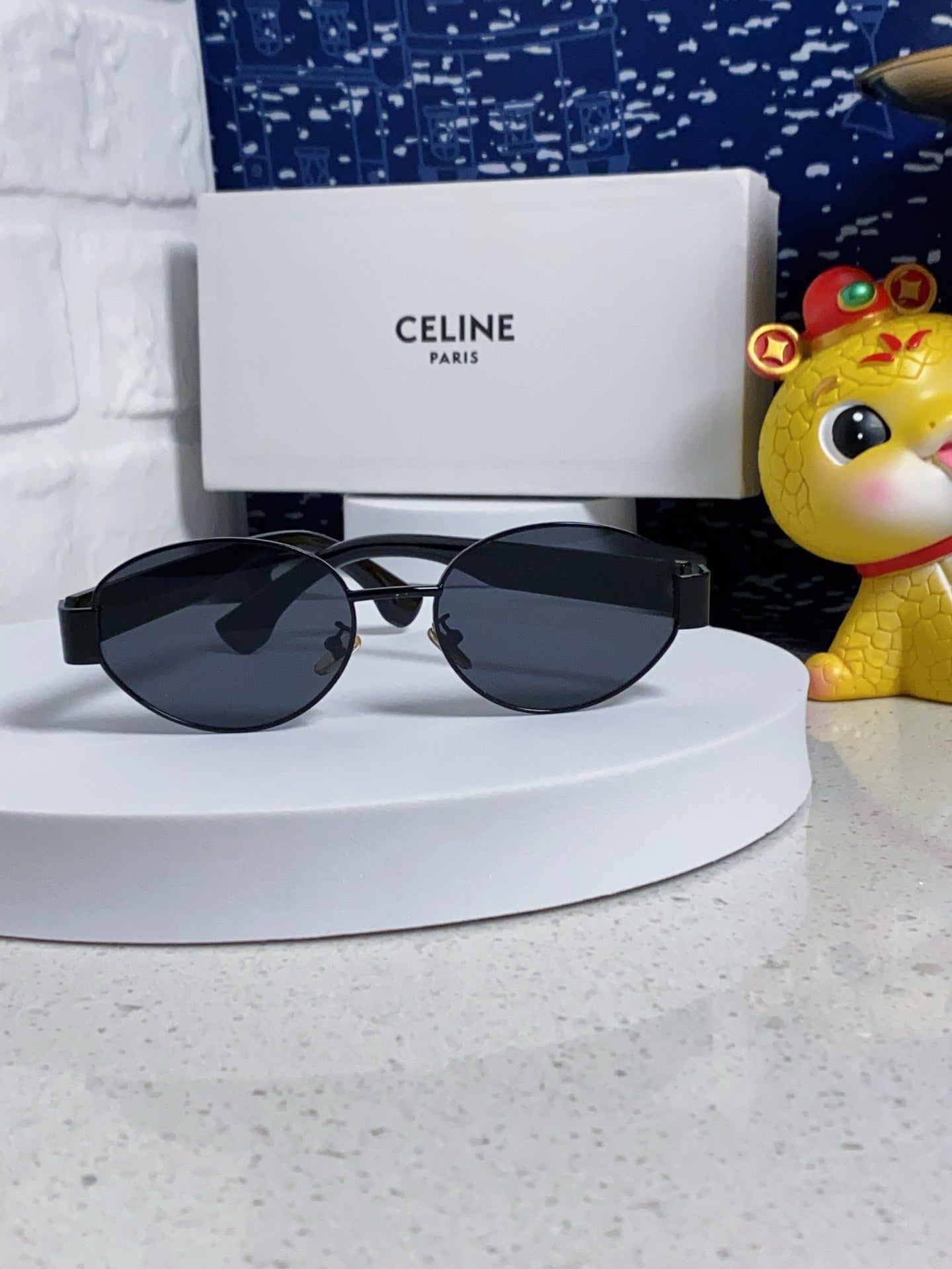 CELINE TRIOMPHE SUNGLASS 538534 IN BLACK ACETATE
