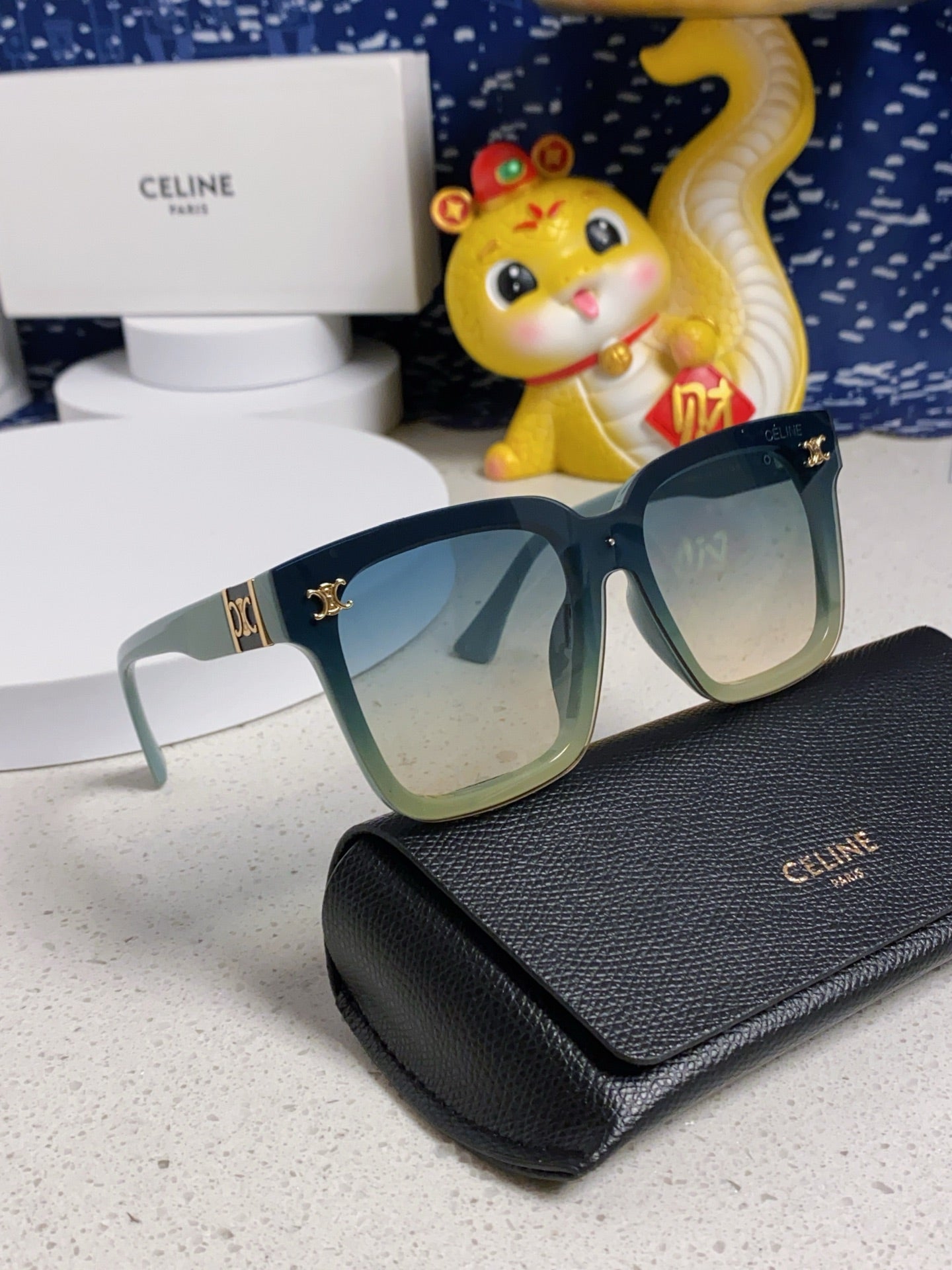 CELINE TRIOMPHE SUNGLASSES 548632 IN BABY BLUE ACETATE