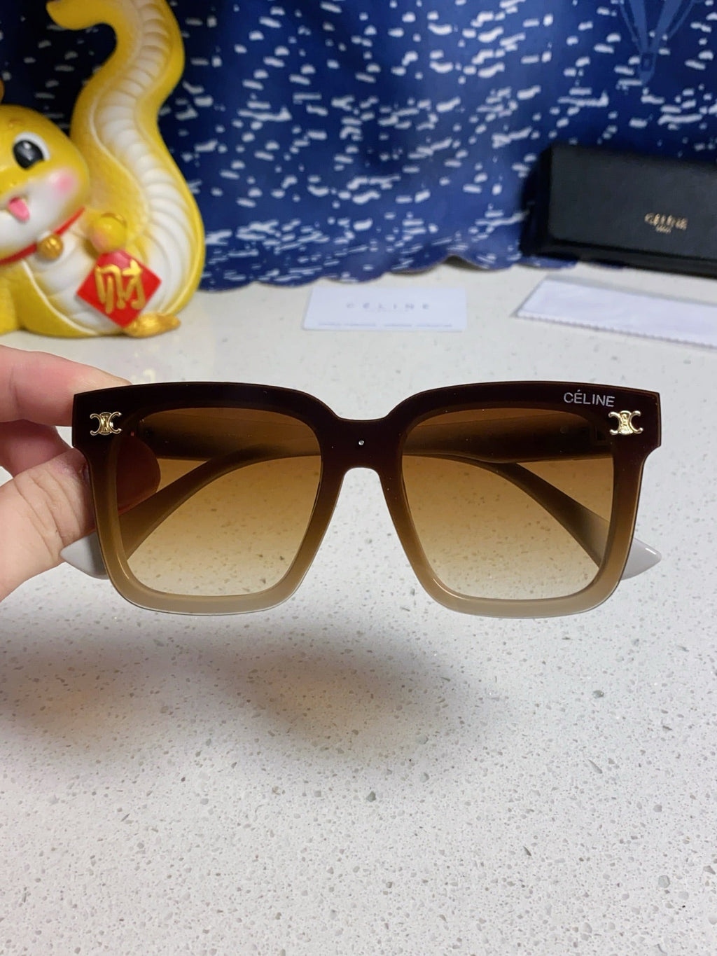 CELINE TRIOMPHE SUNGLASSES 548633 IN IVORY ACETATE