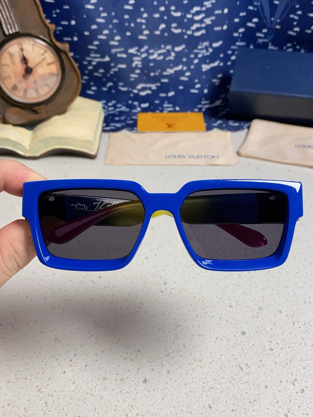 LOUIS VUITTON RECTANGLE SUNGLASSES 575847 IN BLUE MIX MULTICOLOR ACETATE