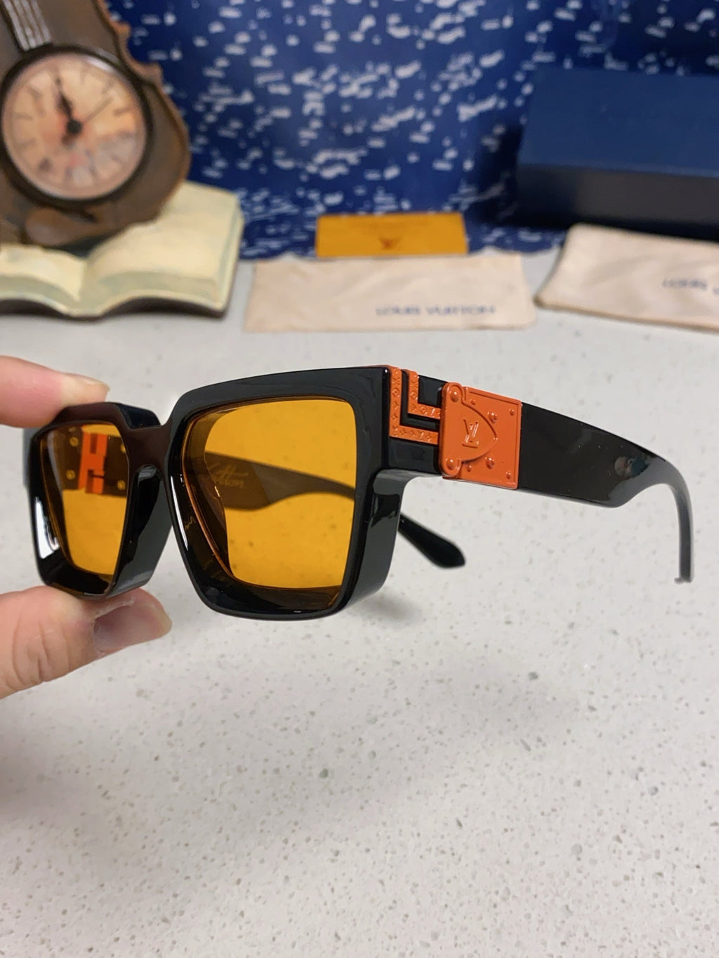 LOUIS VUITTON RECTANGLE SUNGLASSES 575848 IN BLACK ACETATE ORANGE METAL YELLOW LENS