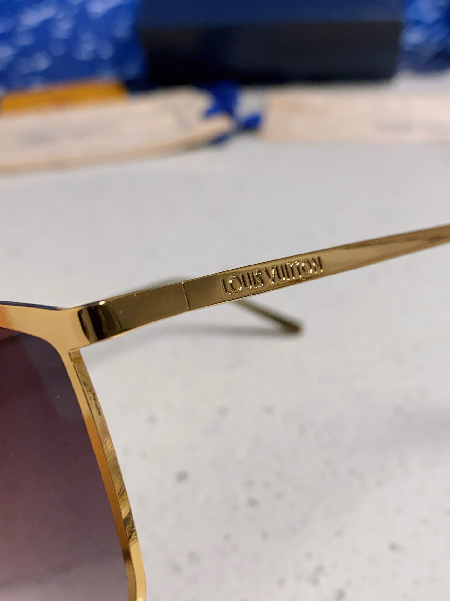 LOUIS VUITTON GOLDEN MASK SUNGLASSES 582734 IN GOLD METAL GREY SMOKE LENSES