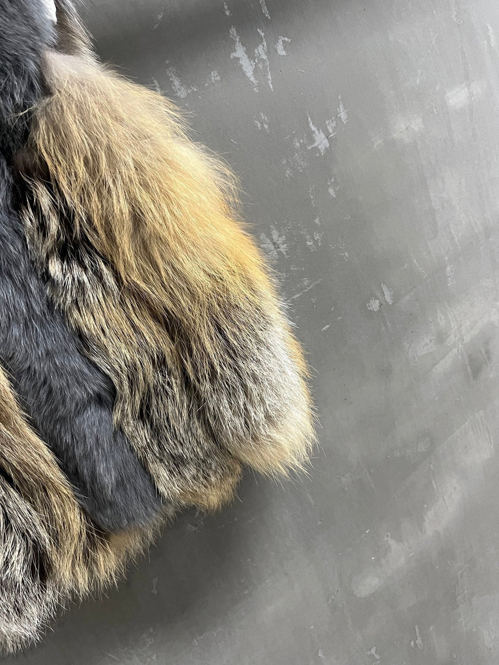 LOUIS VUITTON LV 25S FUR VEST 0059