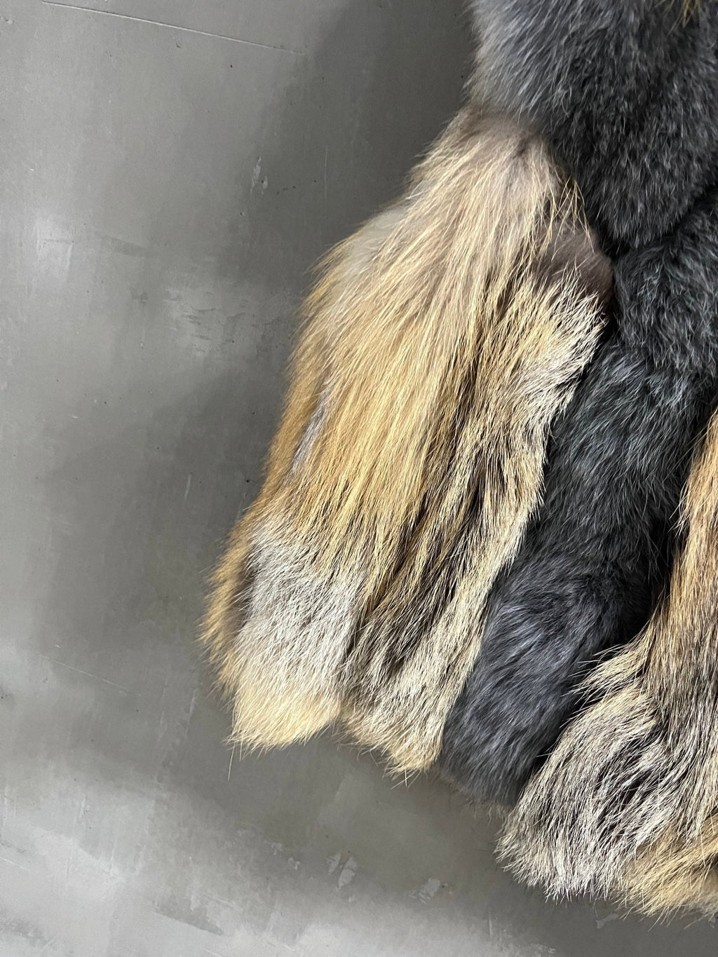 LOUIS VUITTON LV 25S FUR VEST 0059