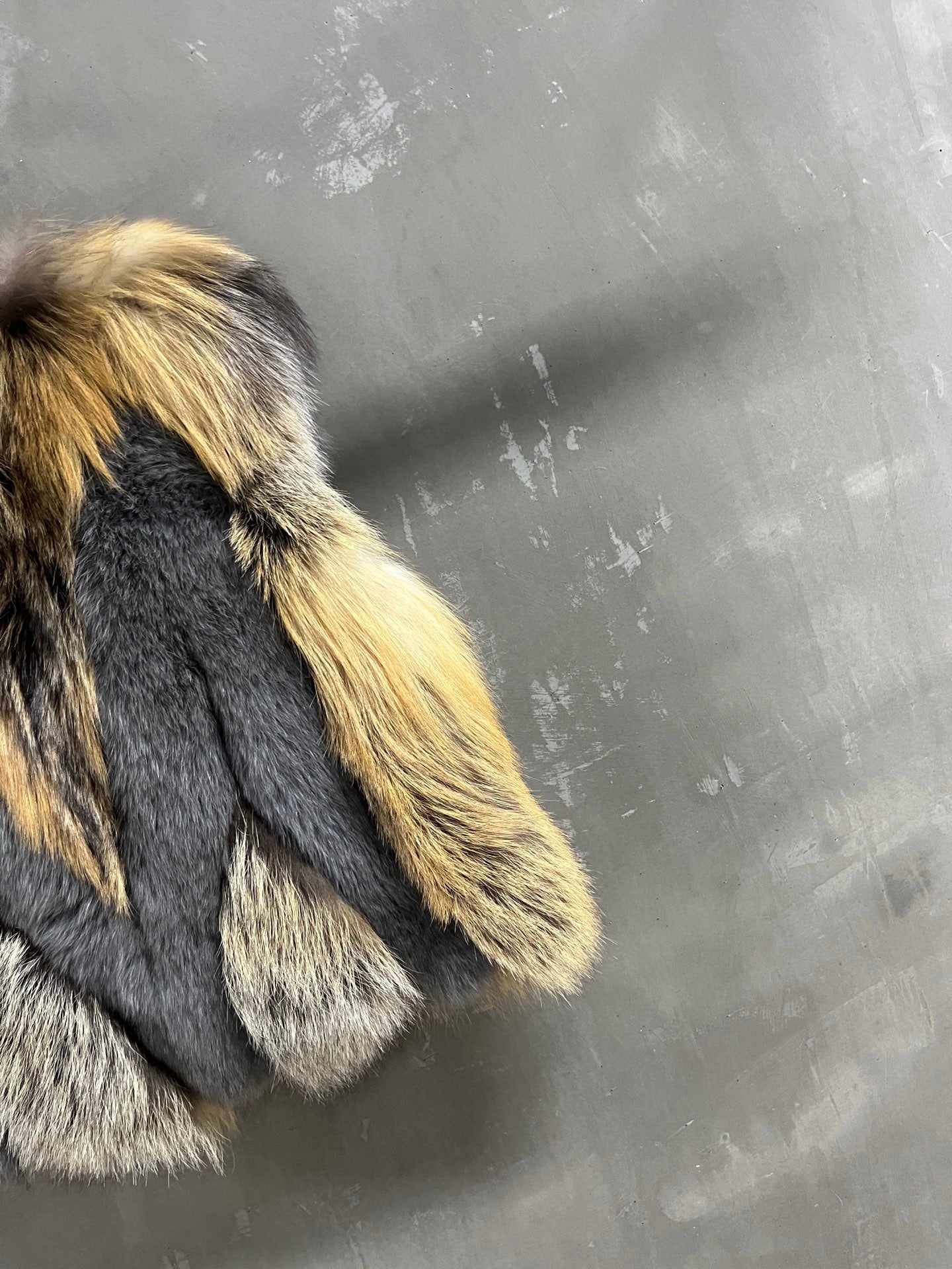 LOUIS VUITTON LV 25S FUR VEST 0059