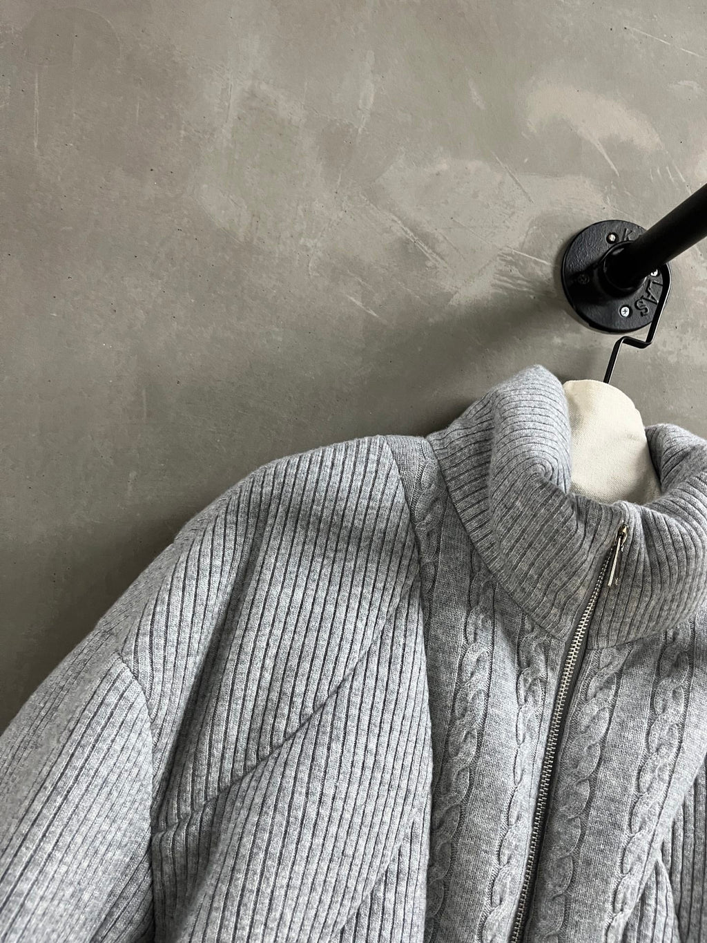 MIUMIU DOWN JACKET STYLE 692