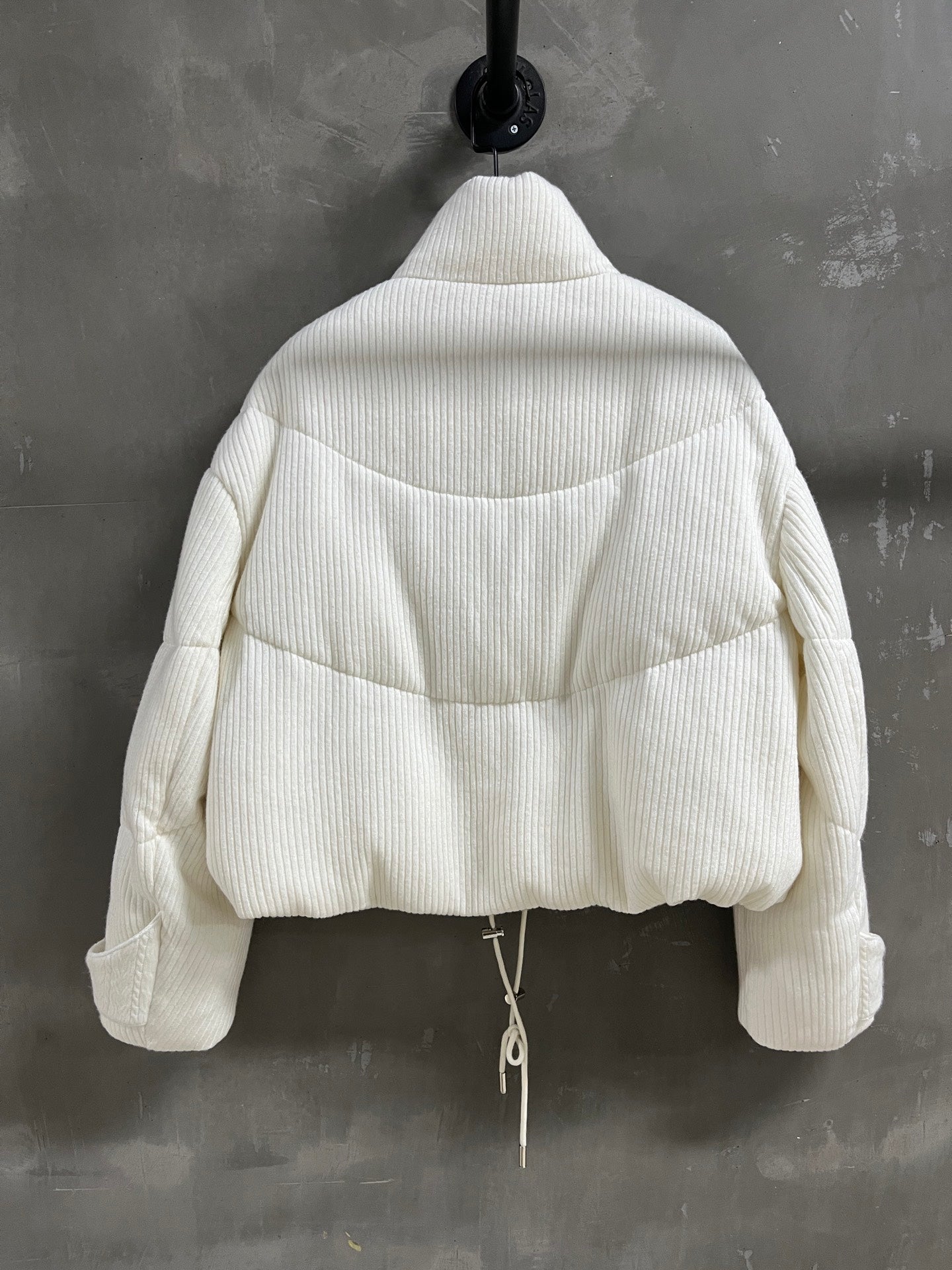 MIUMIU DOWN JACKET STYLE 690