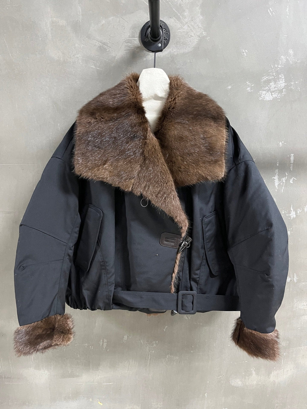 MIUMIU DOWN JACKET STYLE 686