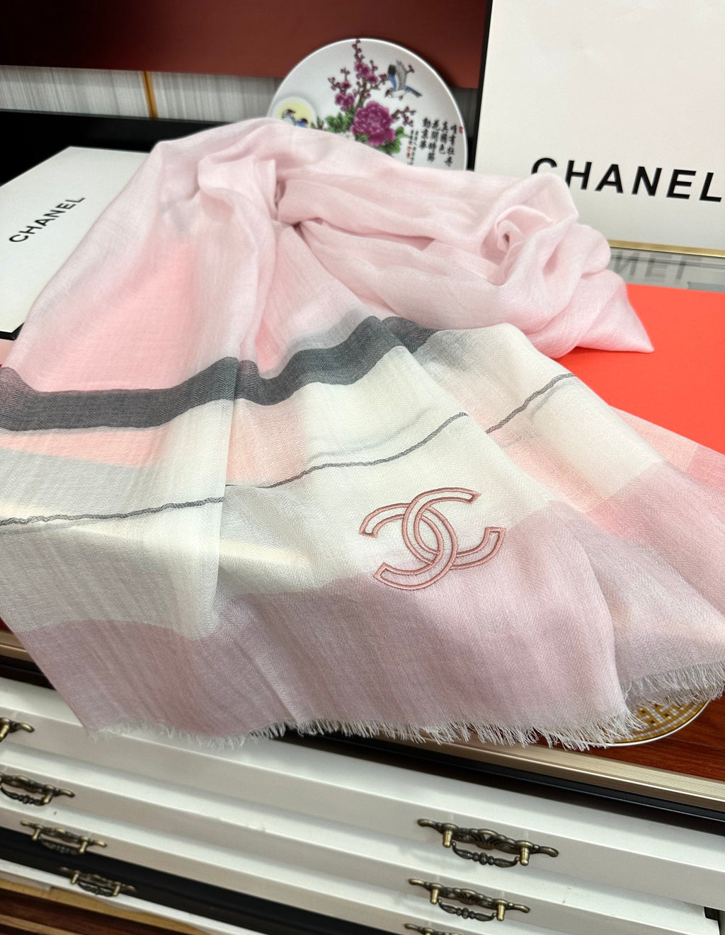 CHANEL SCARF 200 CM IN PASTEL PINK SILK AND CASHMERE 400025