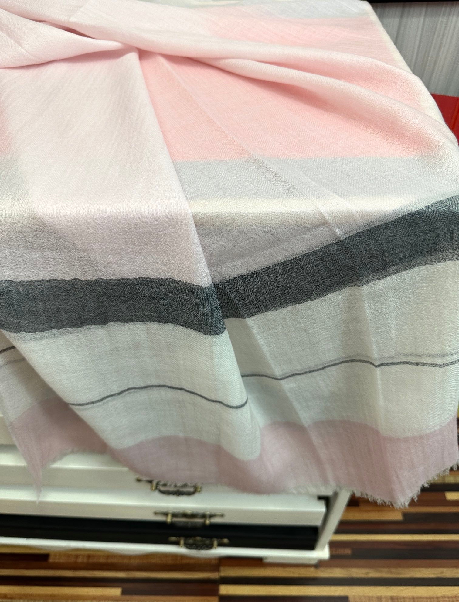 CHANEL SCARF 200 CM IN PASTEL PINK SILK AND CASHMERE 400025