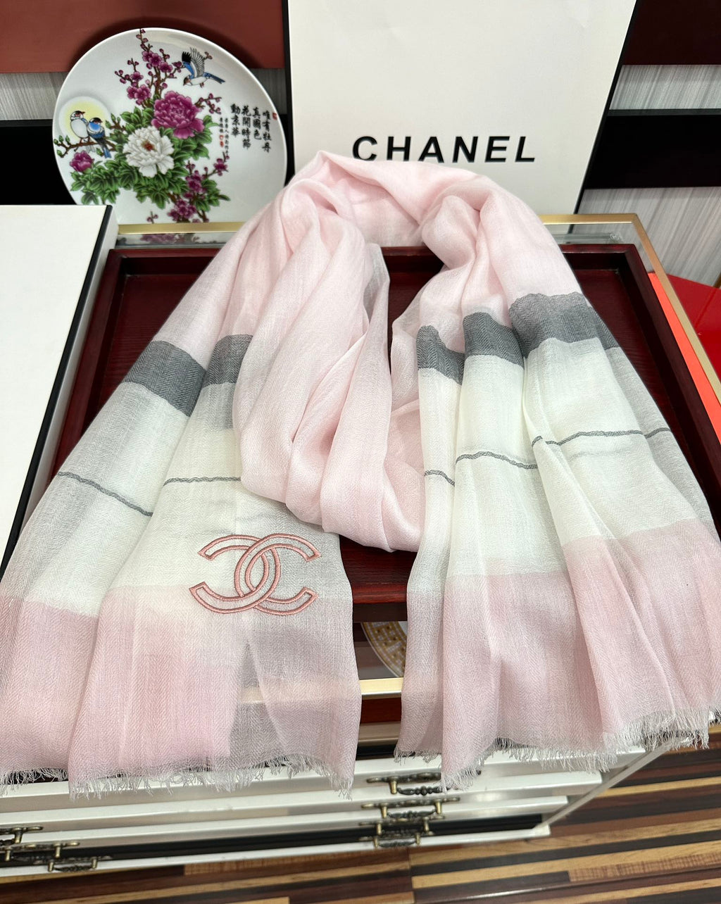 CHANEL SCARF 200 CM IN PASTEL PINK SILK AND CASHMERE 400025