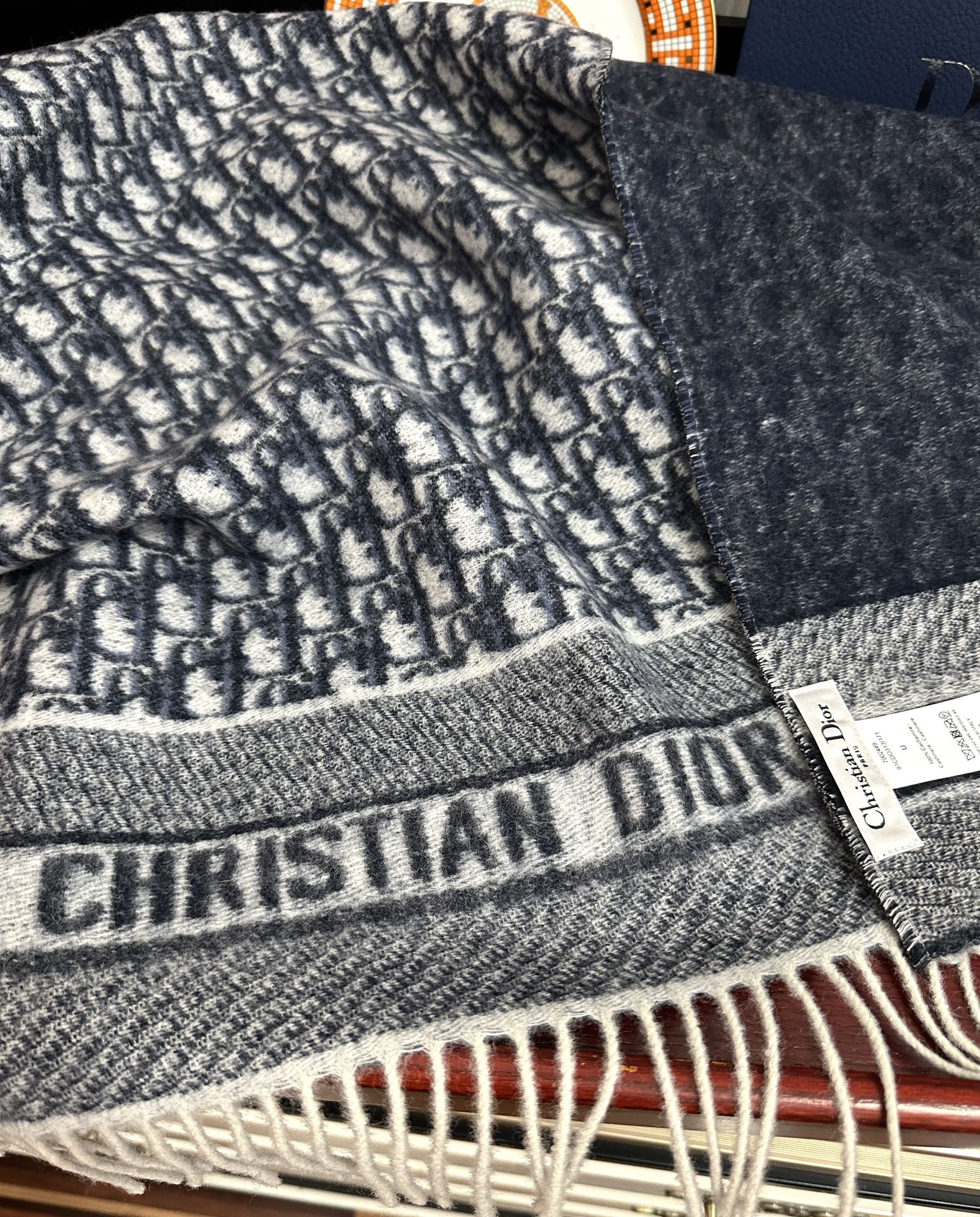 DIOR OBLIQUE 190 CM SCARF IN BLACK MIX WHITE TECHNICAL CASHMERE 415486