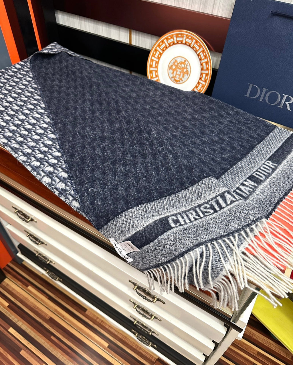 DIOR OBLIQUE 190 CM SCARF IN BLACK MIX WHITE TECHNICAL CASHMERE 415486
