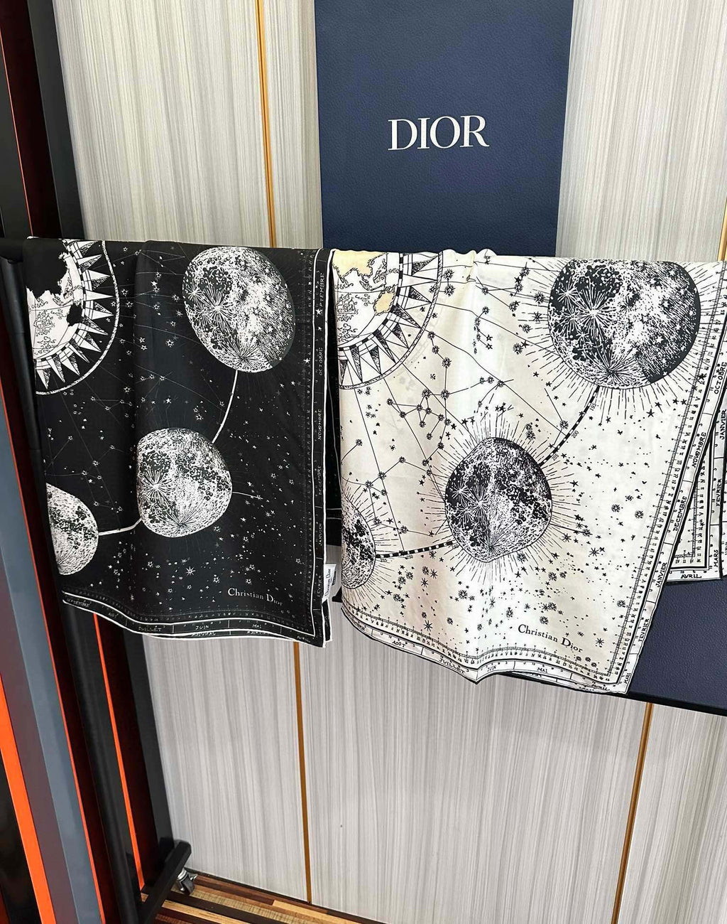 DIOR SCARF 90 CM IN SILK 651242
