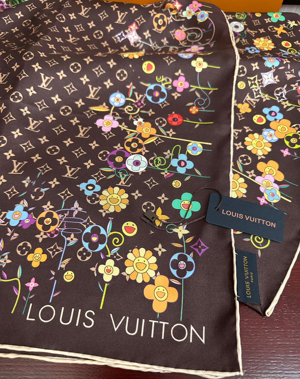 LOUIS VUITTON LV SCARF 90 CM IN SILK 730542