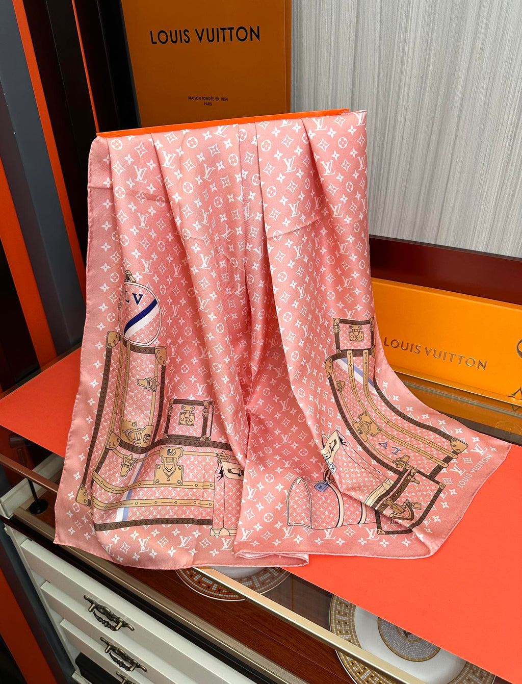 LOUIS VUITTON LV SCARF 90 CM IN SILK 733840