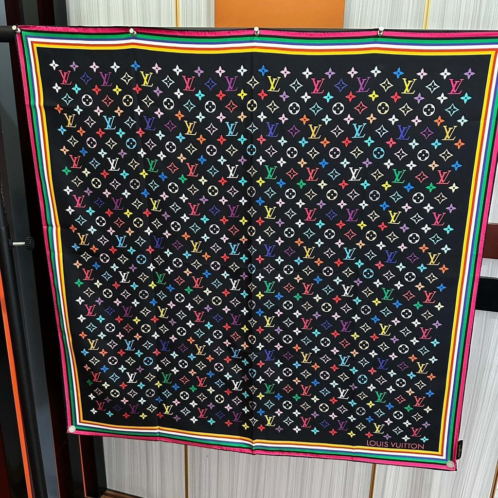 LOUIS VUITTON LV SCARF 90 CM IN SILK 07