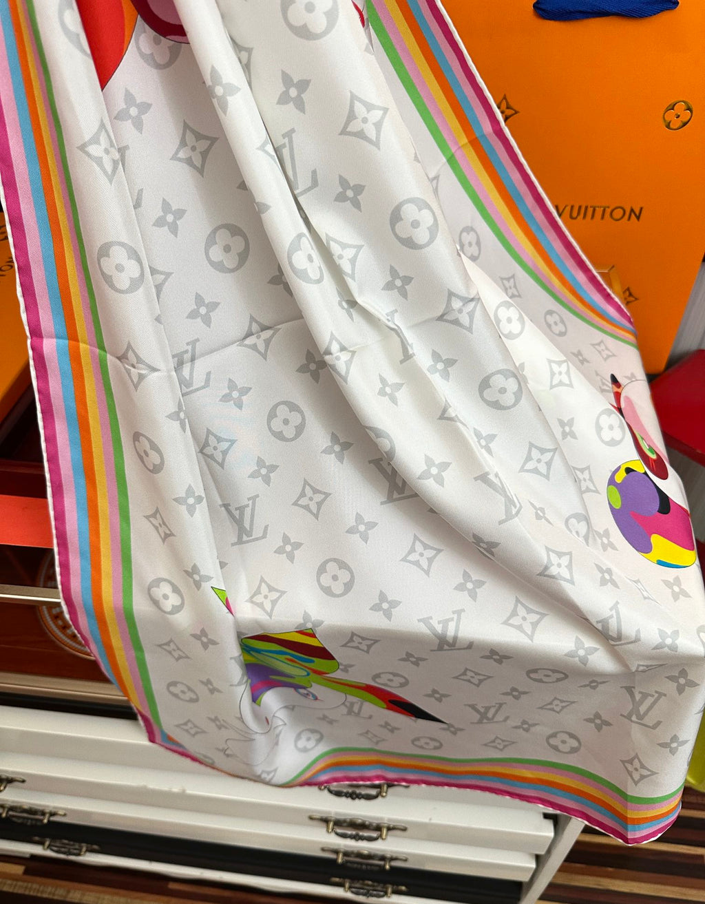 LOUIS VUITTON LV SCARF 90 CM IN SILK 738414