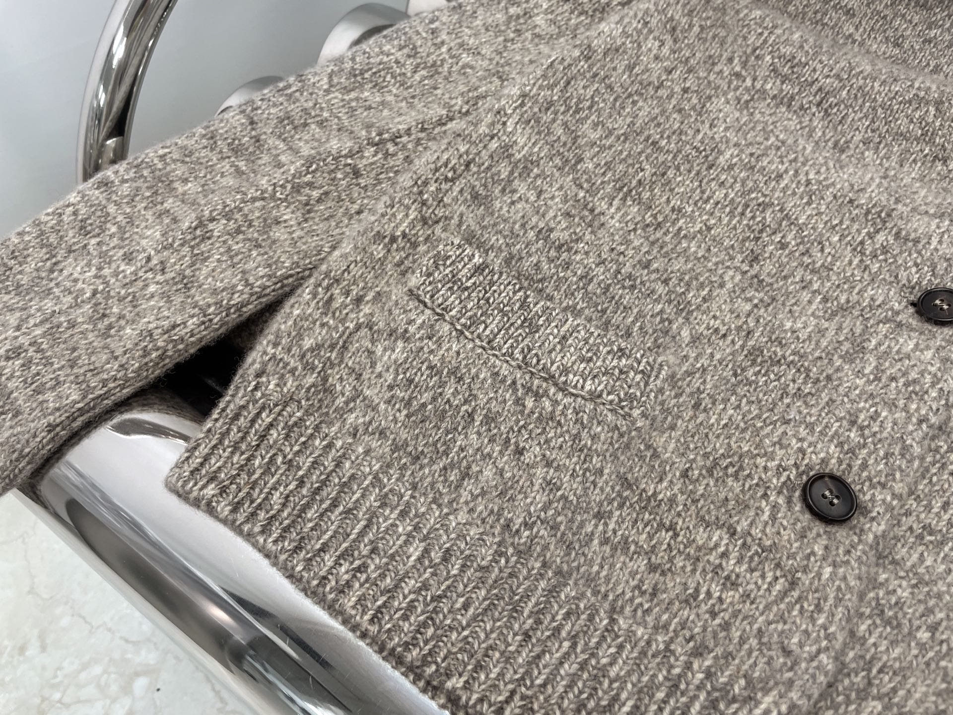MIUMIU CARDIGAN STYLE 758