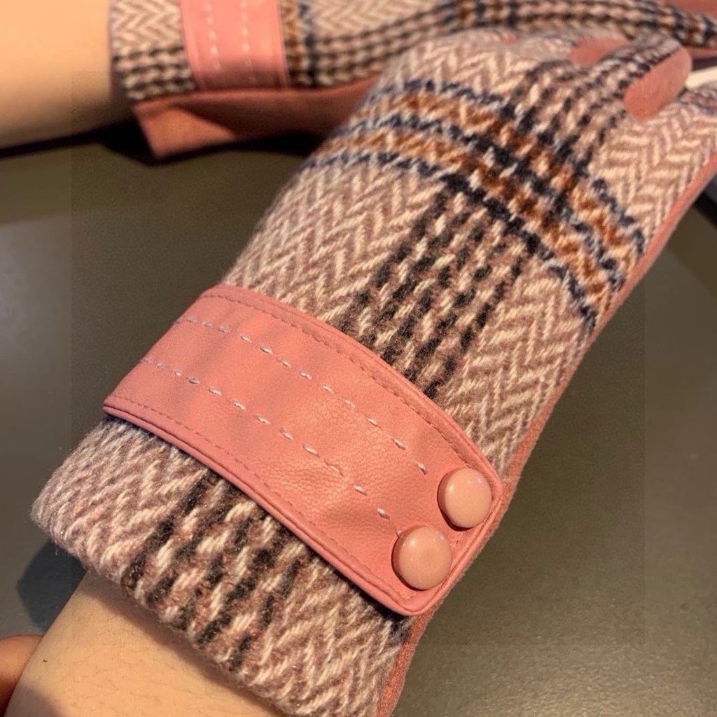 CHANEL GLOVES IN COLORFUL WOOL 429244