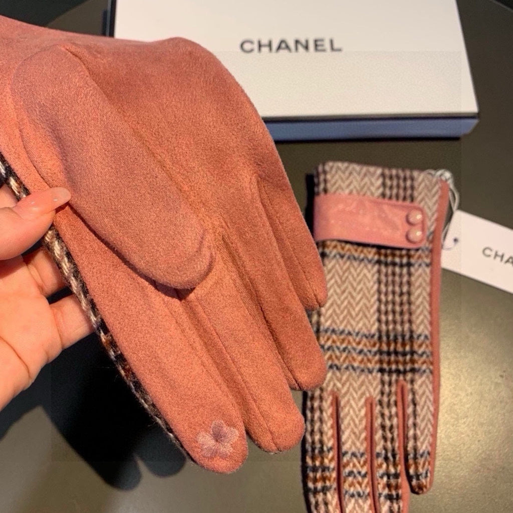 CHANEL GLOVES IN COLORFUL WOOL 429244