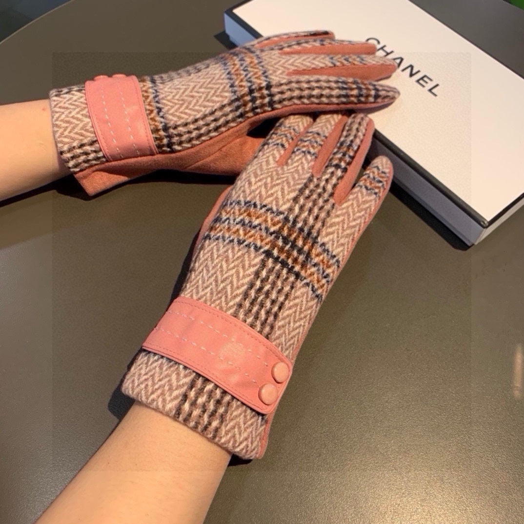 CHANEL GLOVES IN COLORFUL WOOL 429244