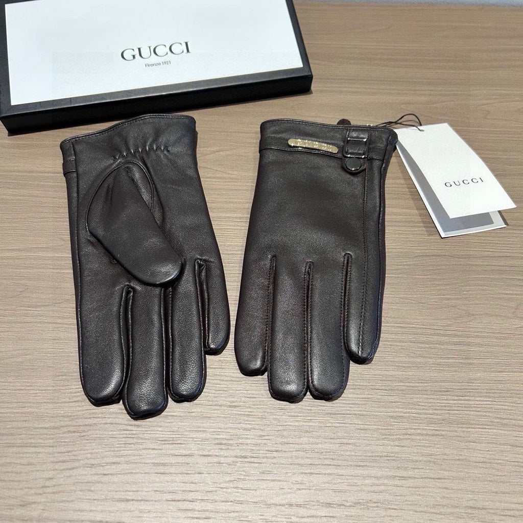 GUCCI TOUCHSCREEN GLOVES IN BLACK LAMBSKIN 440503