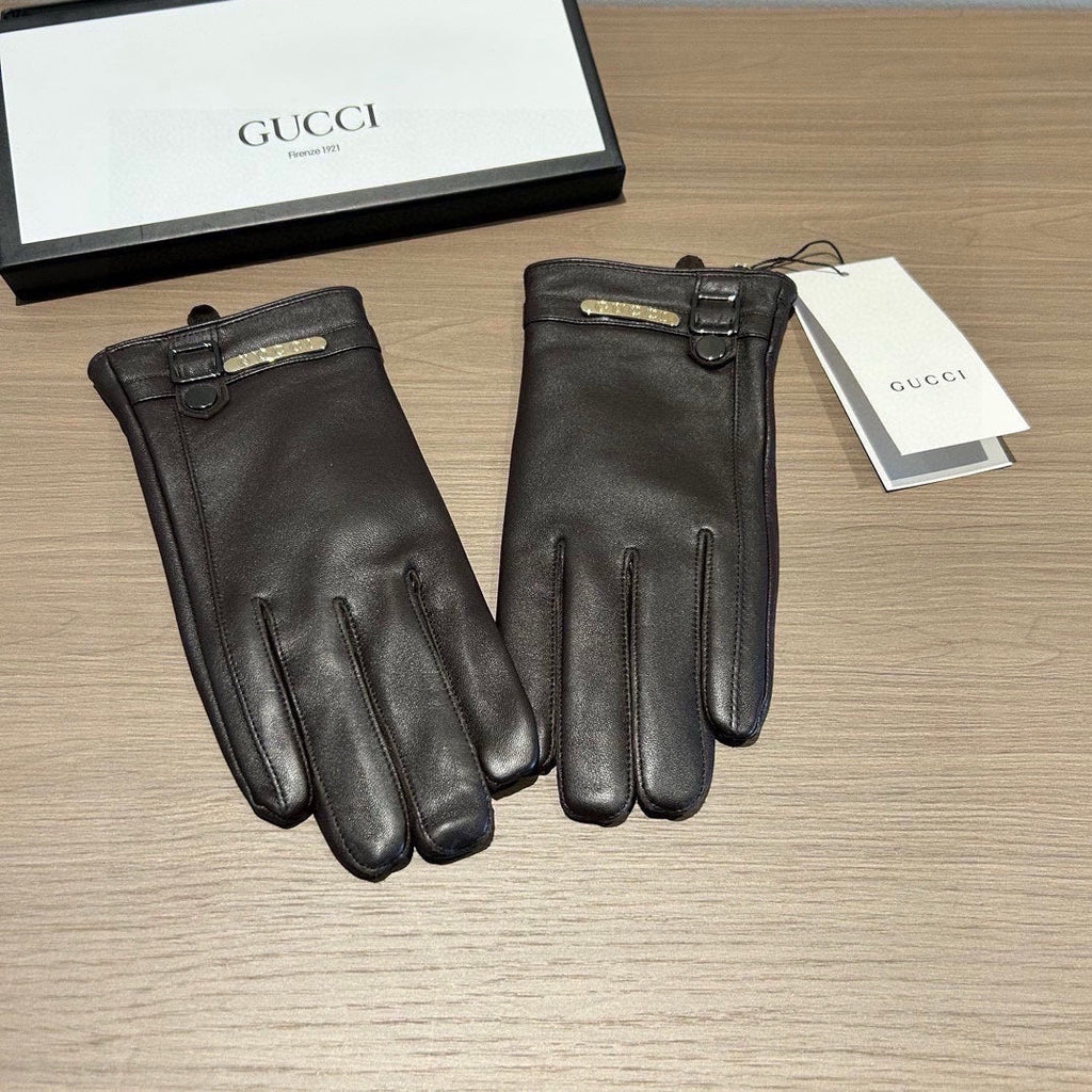 GUCCI TOUCHSCREEN GLOVES IN BLACK LAMBSKIN 440503