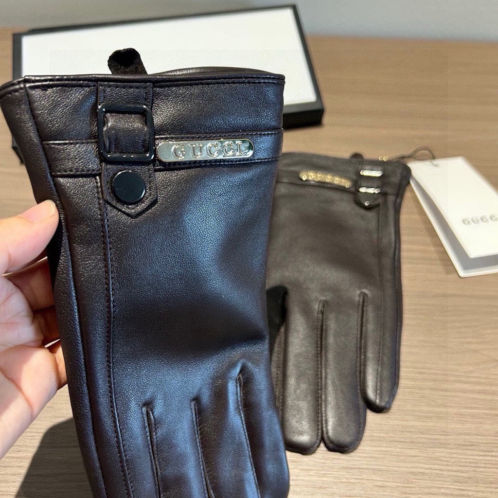 GUCCI TOUCHSCREEN GLOVES IN BLACK LAMBSKIN 440503