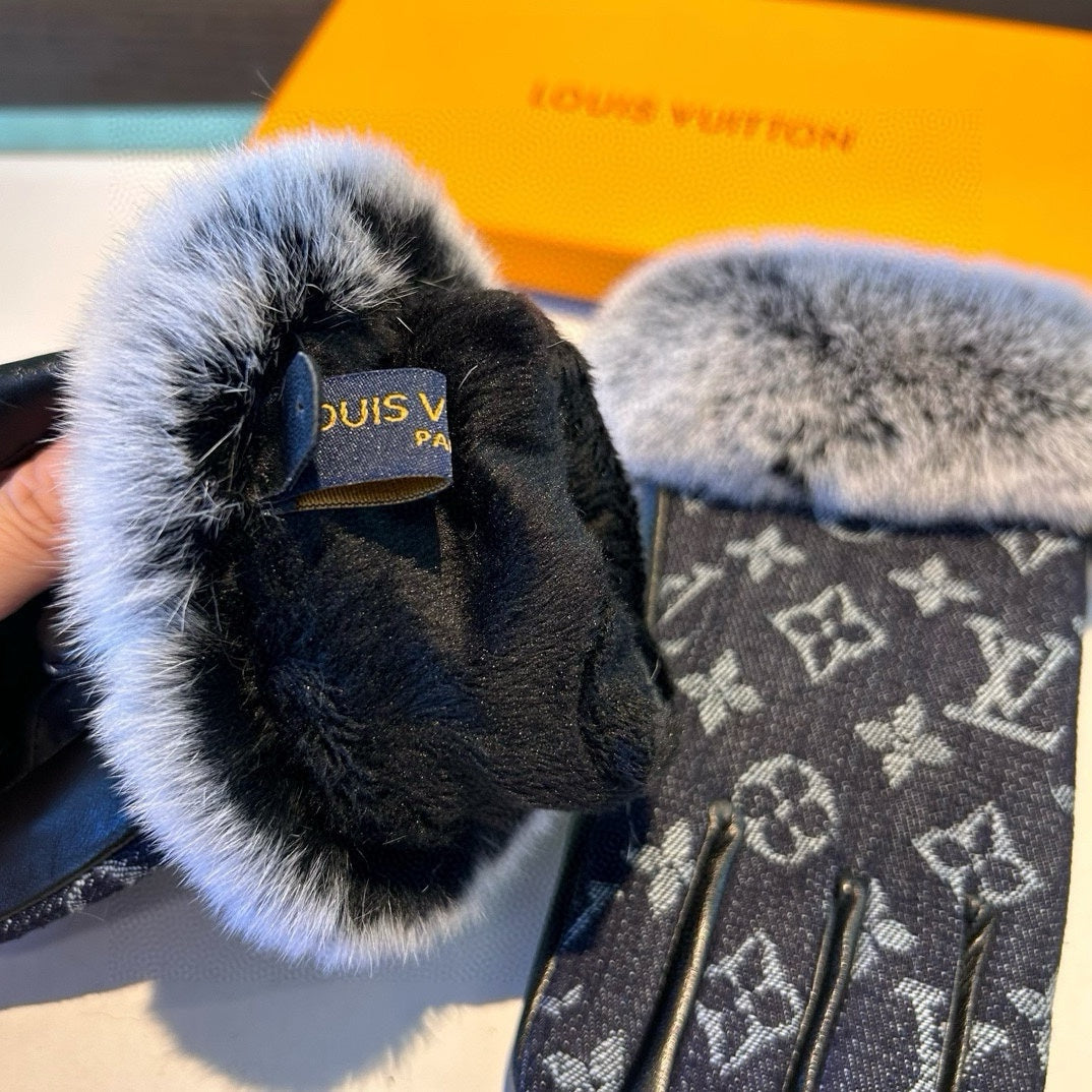 LOUIS VUITTON FINGERLESS GLOVES IN BLACK MONOGRAM DENIM AND LAMBSKIN WITH RABBIT FUR 458590