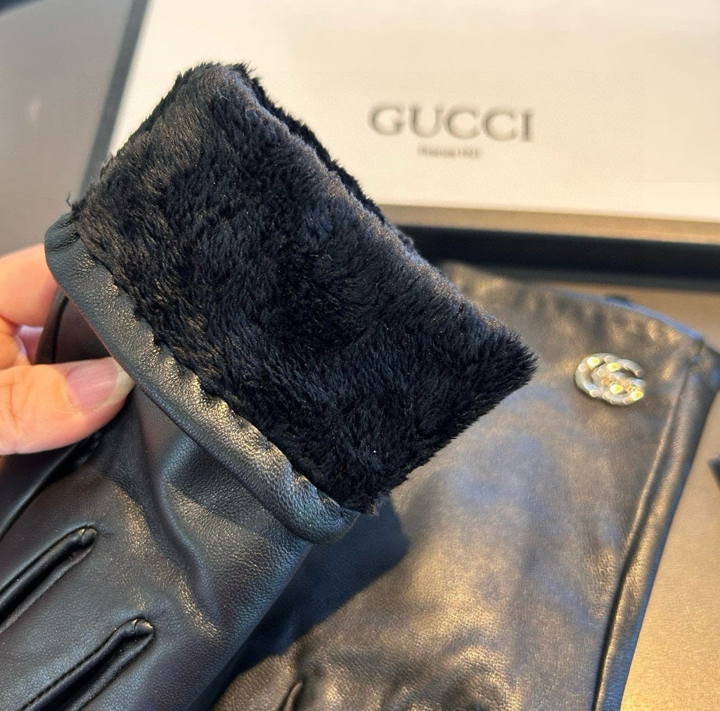 GUCCI TOUCHSCREEN GLOVES IN BLACK LAMBSKIN AND SHEARLING LINING 463863