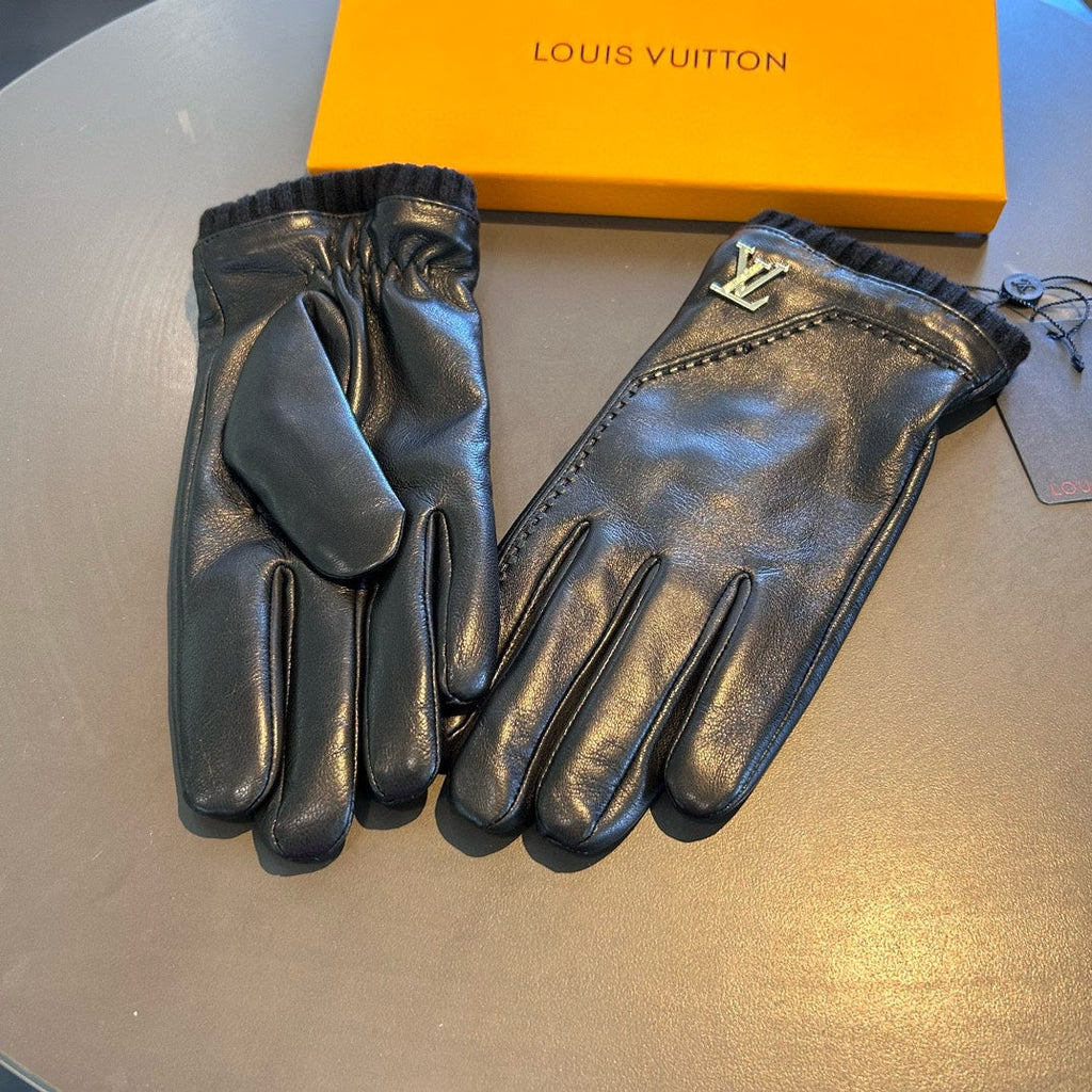 LOUIS VUITTON GLOVES IN BLACK LAMBSKIN WITH GOLD LOGO 465009