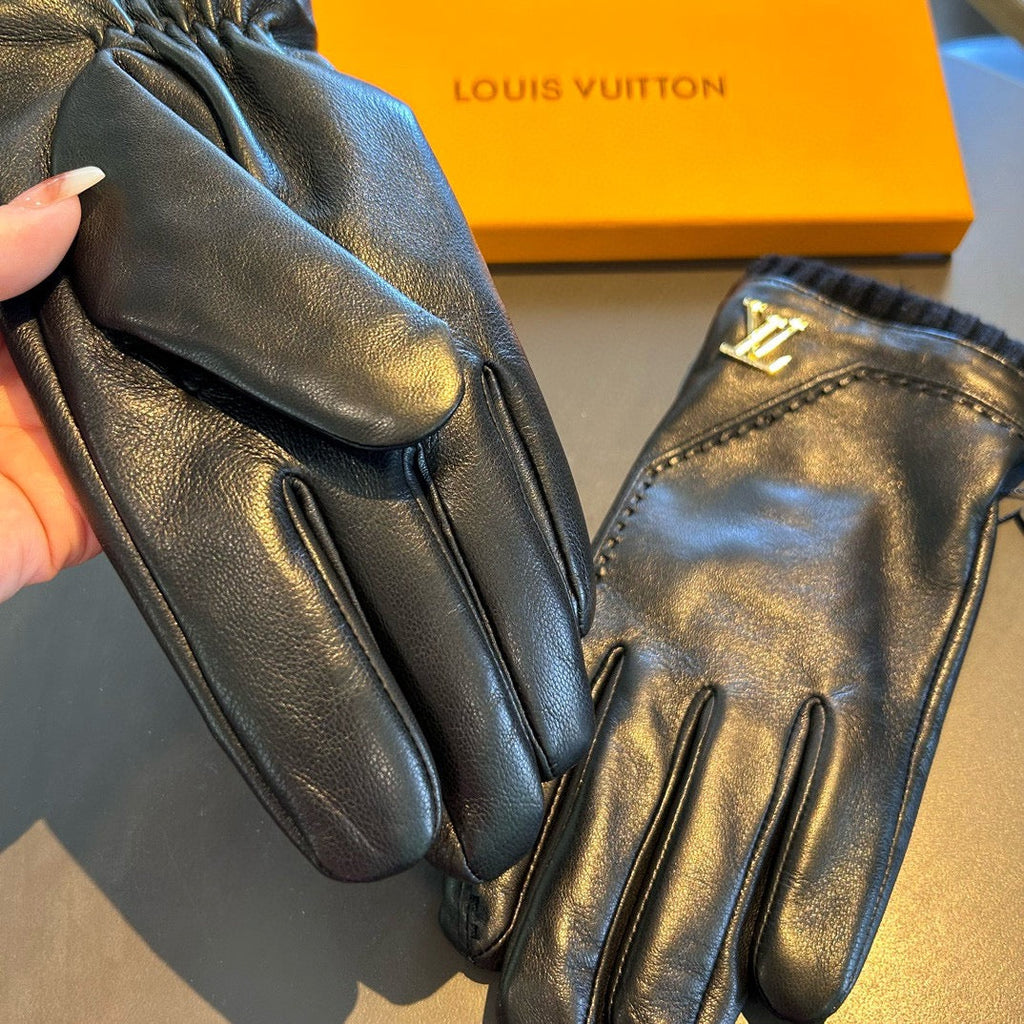 LOUIS VUITTON GLOVES IN BLACK LAMBSKIN WITH GOLD LOGO 465009