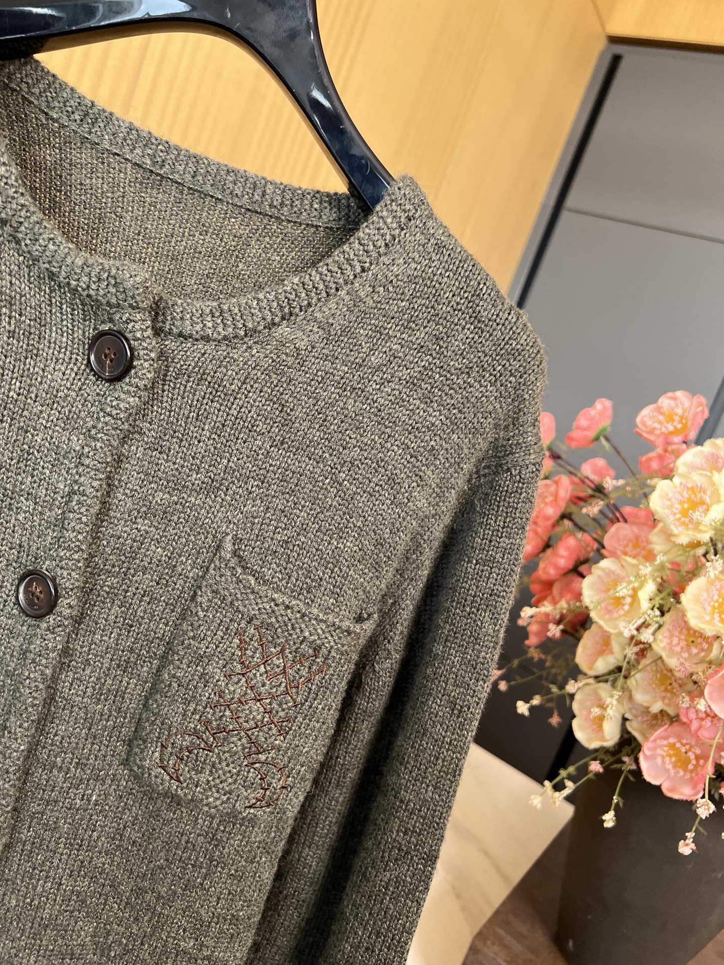 LP CARDIGAN STYLE 160
