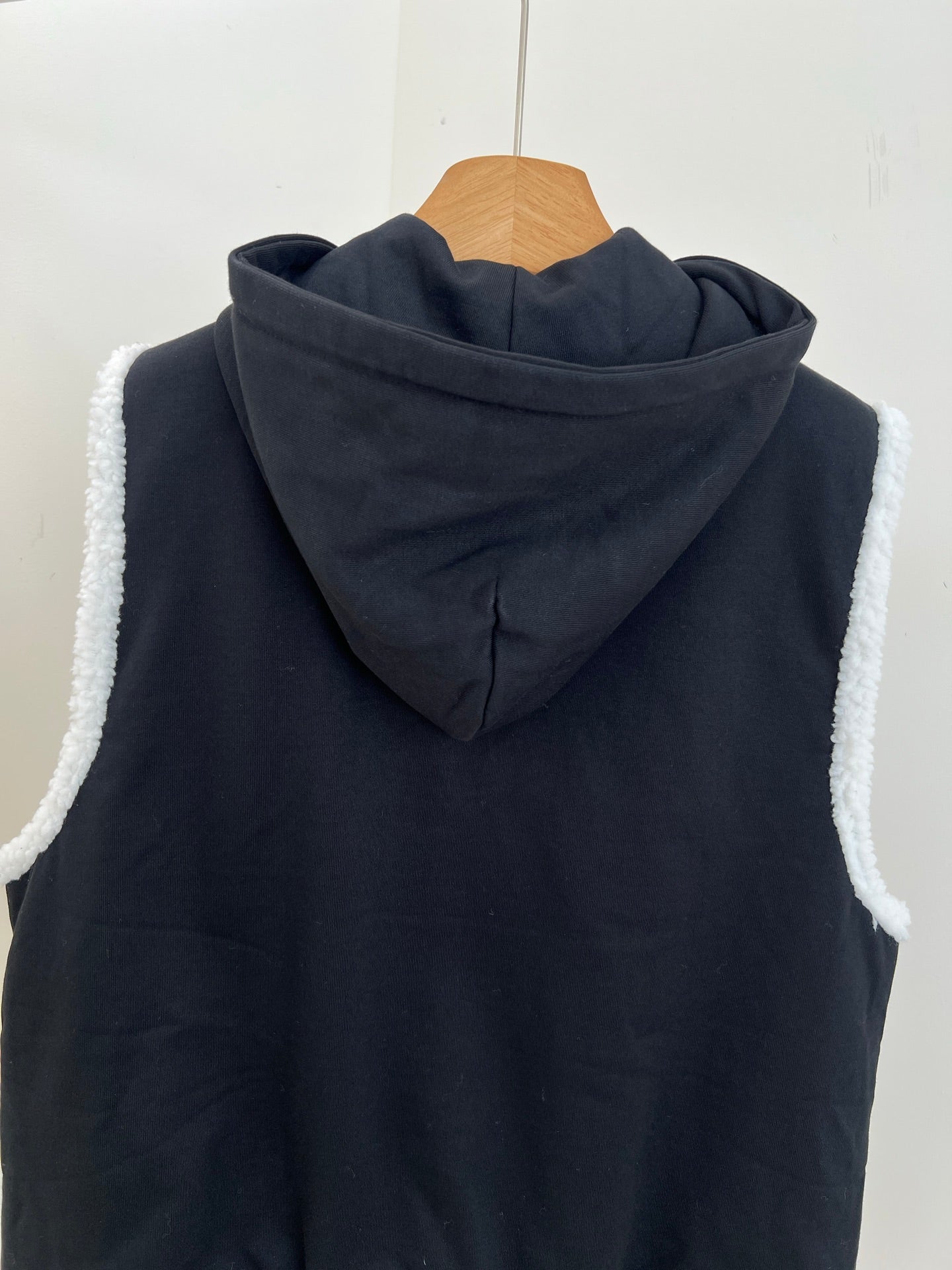 LOUIS VUITTON LV 25S HOODED VEST 0072