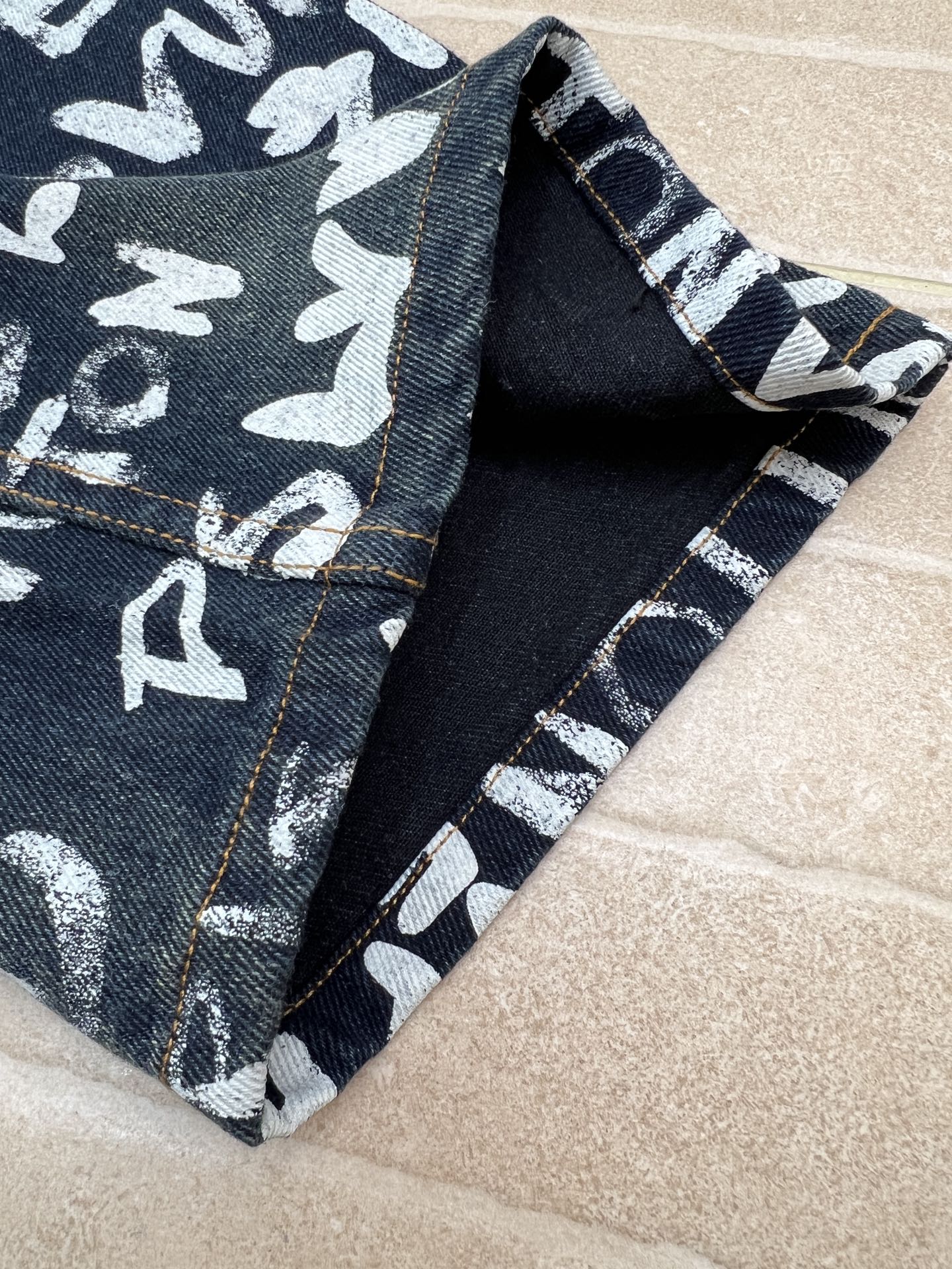 LOUIS VUITTON LV 25S JEANS 0163