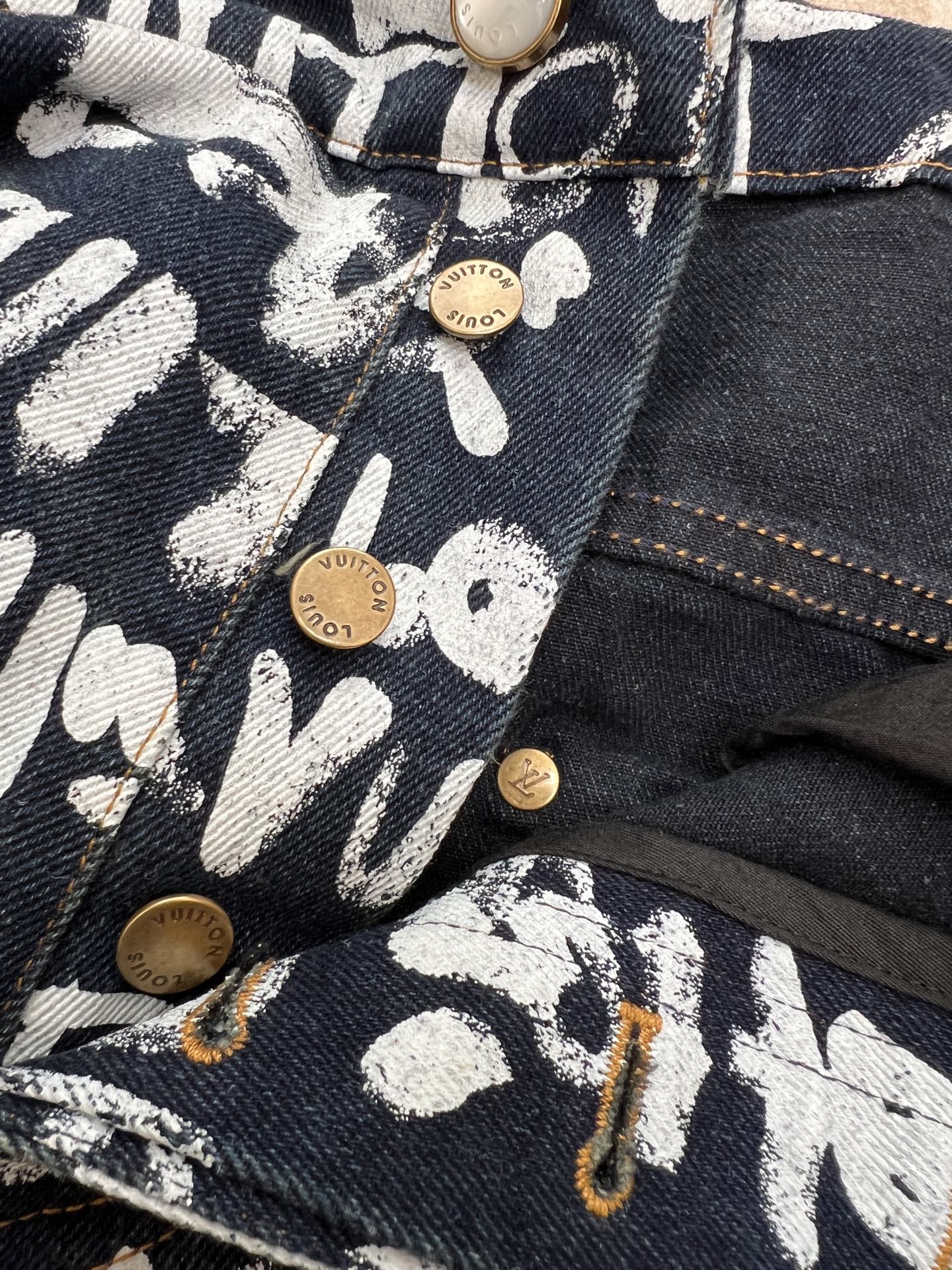 LOUIS VUITTON LV 25S JEANS 0163