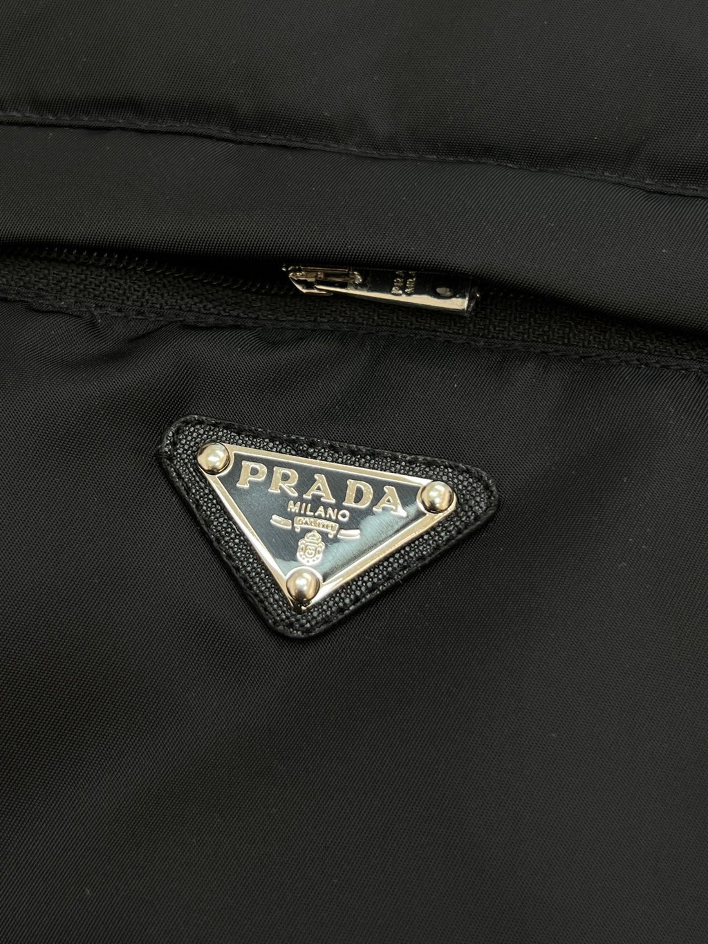 PRADA 25S PUFFER JACKET 620544