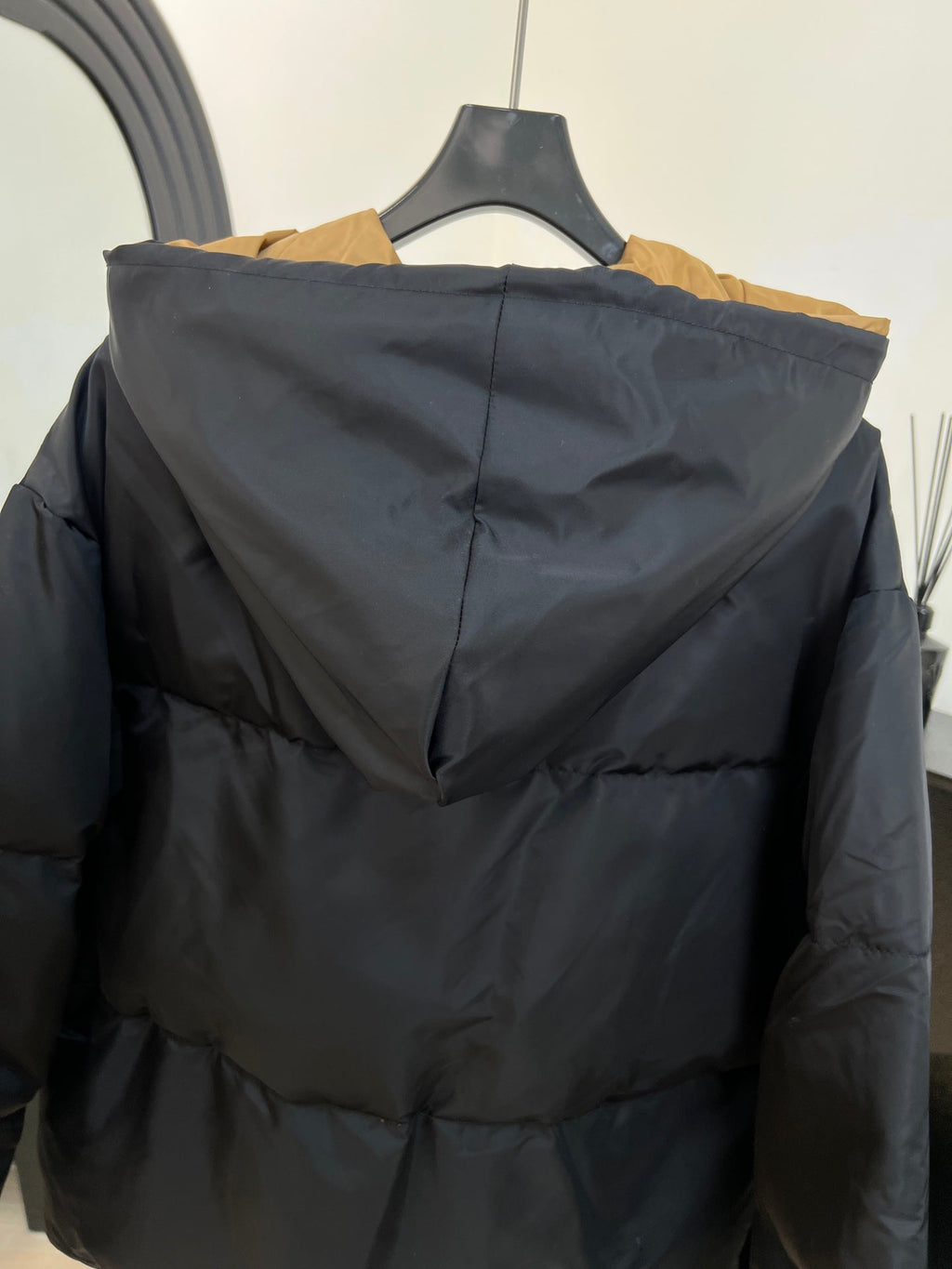 PRADA 25S PUFFER JACKET 620544