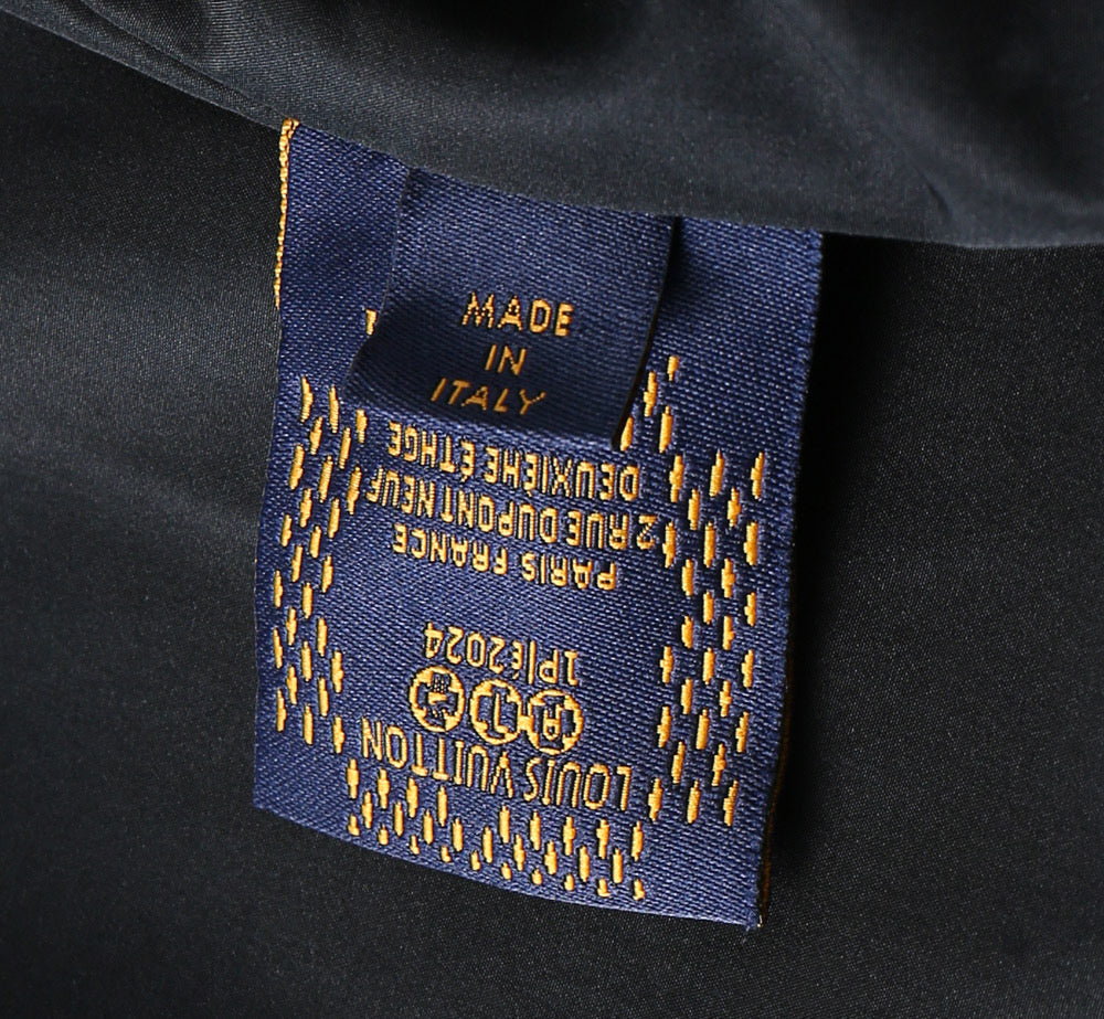 LOUIS VUITTON LV HOODED JACKET BLACK 239058