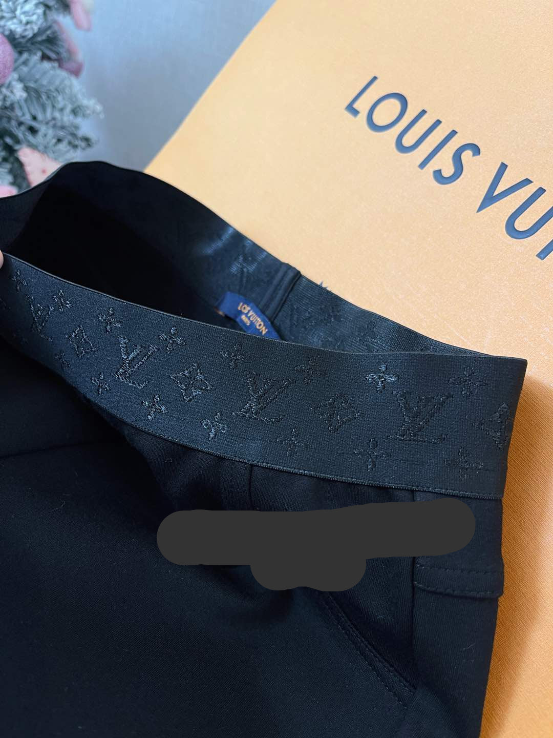 LOUIS VUITTON LV 25S LEGGINGS 0077