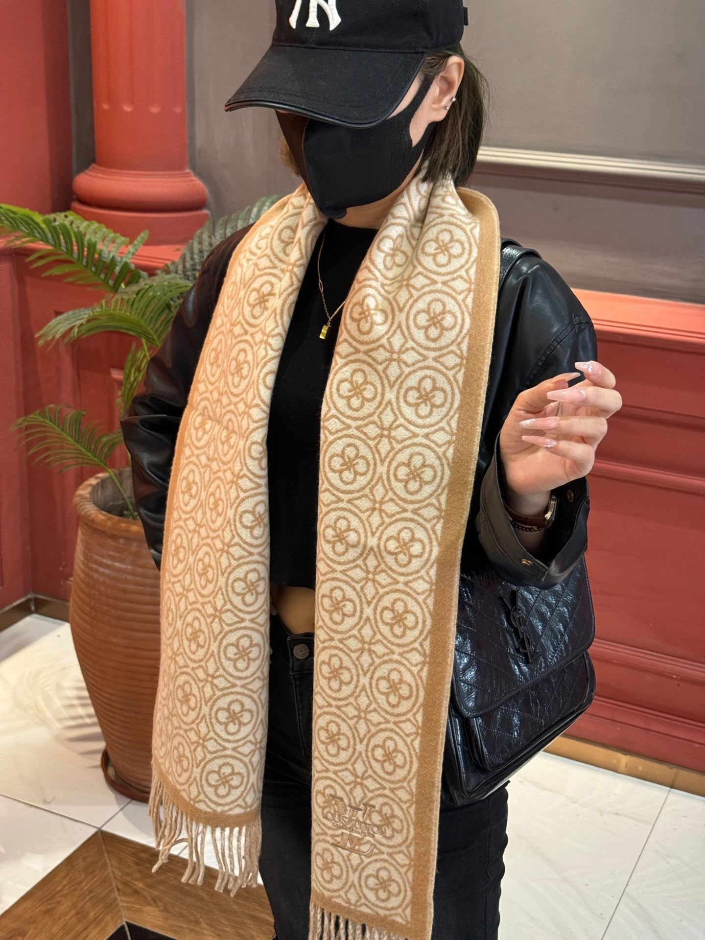 LOUIS VUITTON FLOWER MONOGRAM SCARF 180 CM IN TORTILLA BROWN MIX WHITE CASHMERE 388304