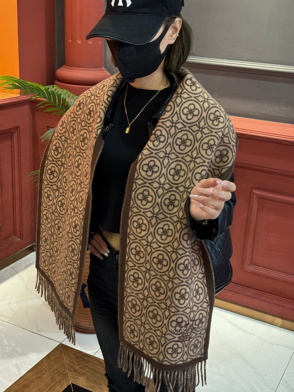 LOUIS VUITTON FLOWER MONOGRAM SCARF 180 CM IN MEDIUM BROWN CASHMERE 388306