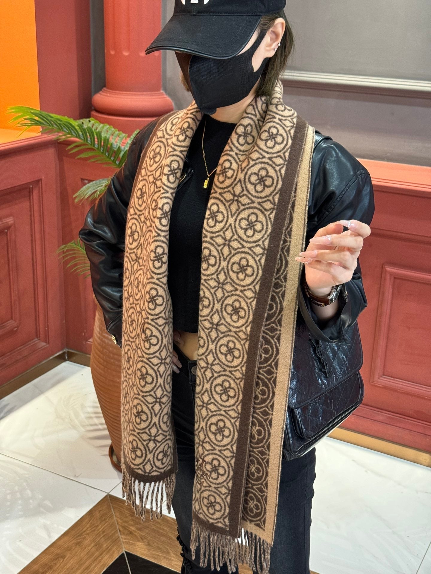 LOUIS VUITTON FLOWER MONOGRAM SCARF 180 CM IN MEDIUM BROWN CASHMERE 388306