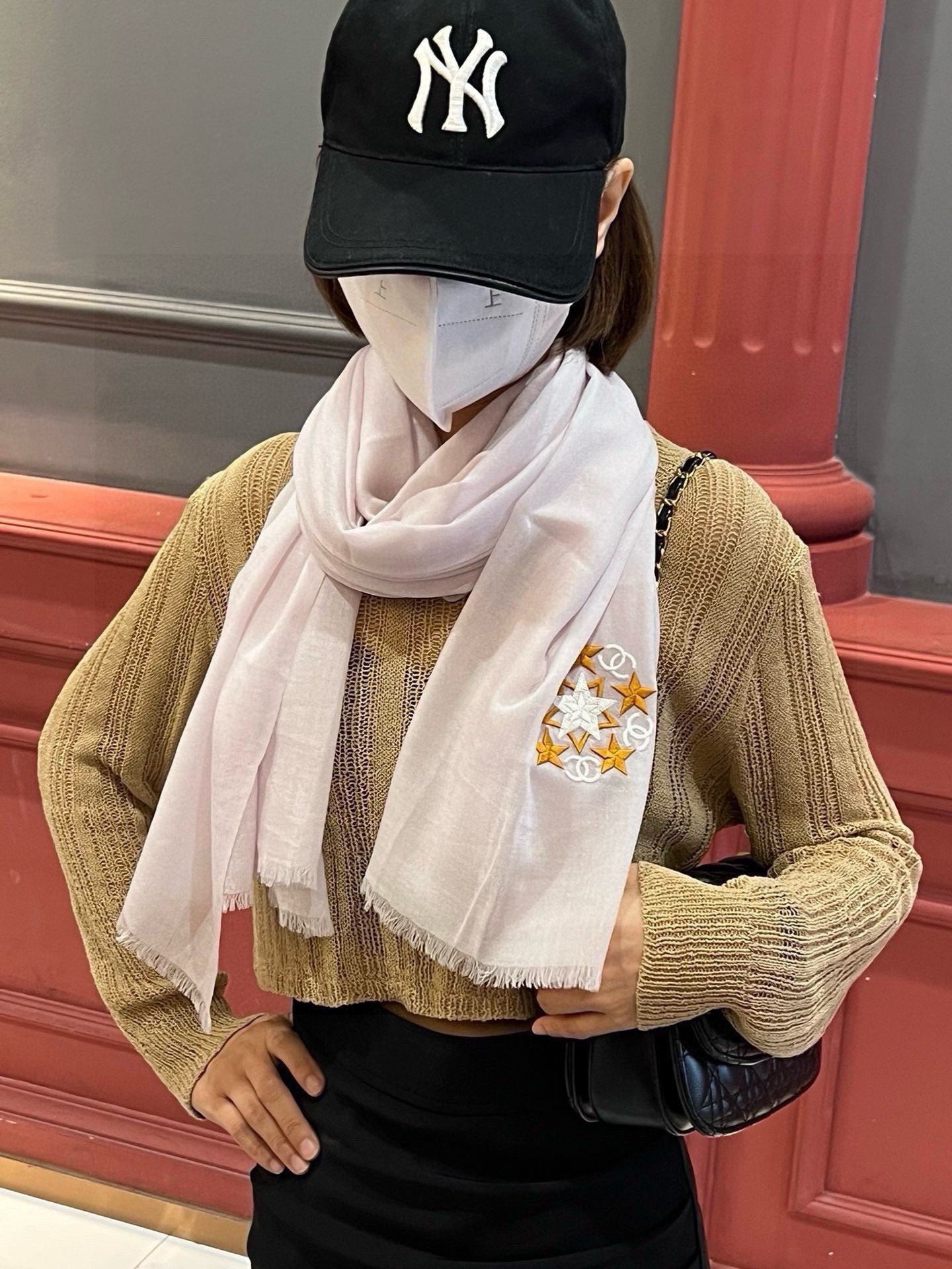 CHANEL SCARF 200 CM IN OYSTER TAN CASHMERE 394615