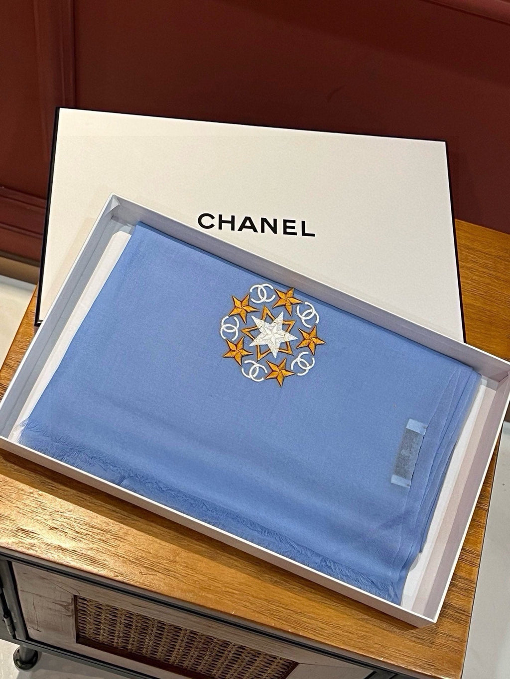 CHANEL SCARF 200 CM IN ELECTRIC BLUE CASHMERE 394616